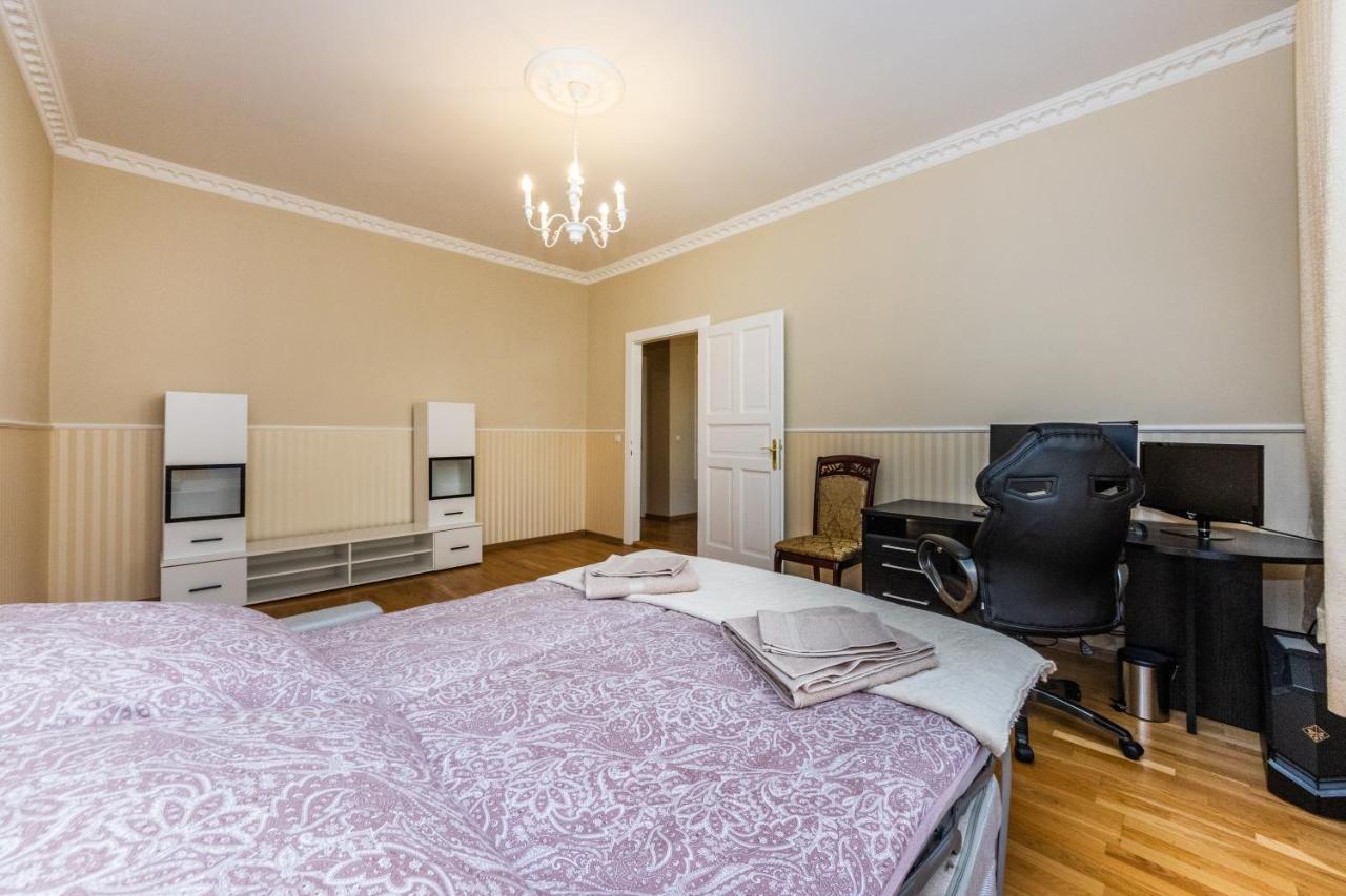 프라하 Prostorny Tripokojovy Apartman U Nabrezi Vltavy 아파트 외부 사진